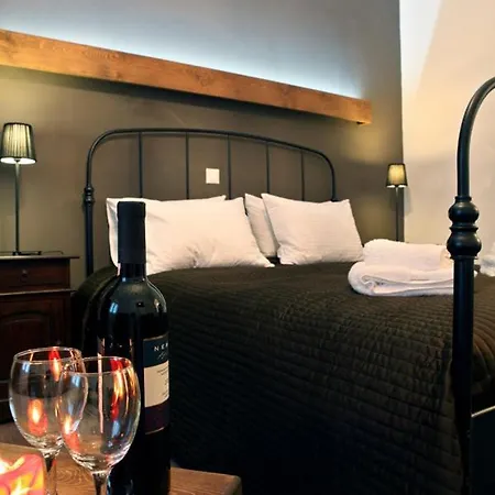 Elaia Synikia Mesi Trikalon