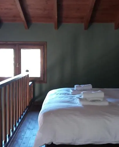 Elaia Synikia Mesi Trikalon