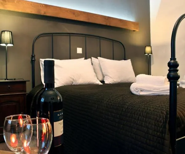 Elaia Synikia Mesi Trikalon