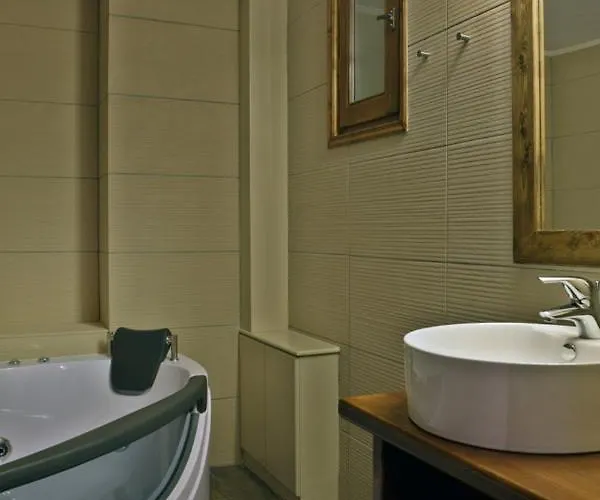 Elaia Affittacamere 4*